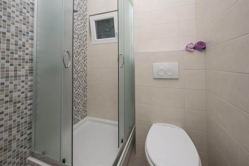 Apartment Jure Слатине Экстерьер фото