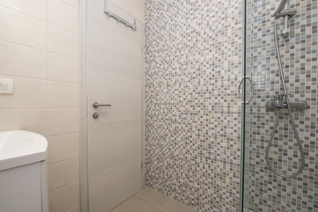 Apartment Jure Слатине Экстерьер фото