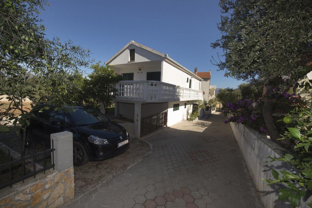 Apartment Jure Слатине Экстерьер фото